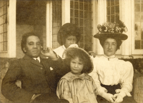 Samuel Coleridge-Taylor with his wife, Jessie, and their children Hiawatha and Gwendolyn (Avril)